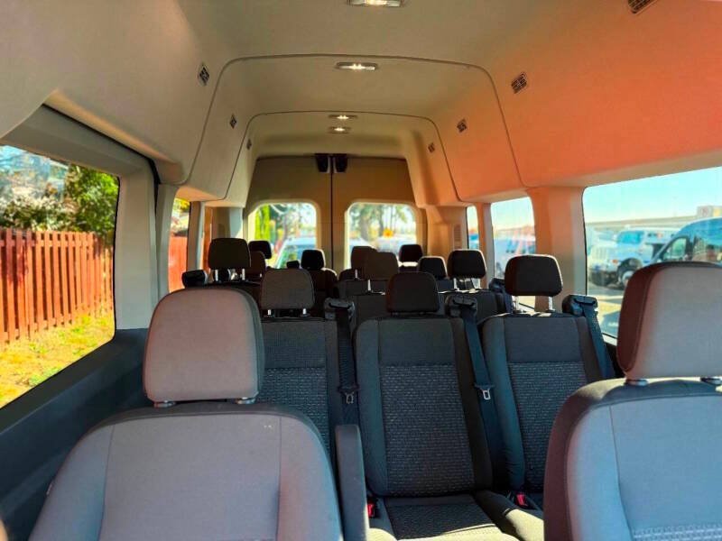 Used 2025 Ford Transit 350 XLT AWD/4WD image 16