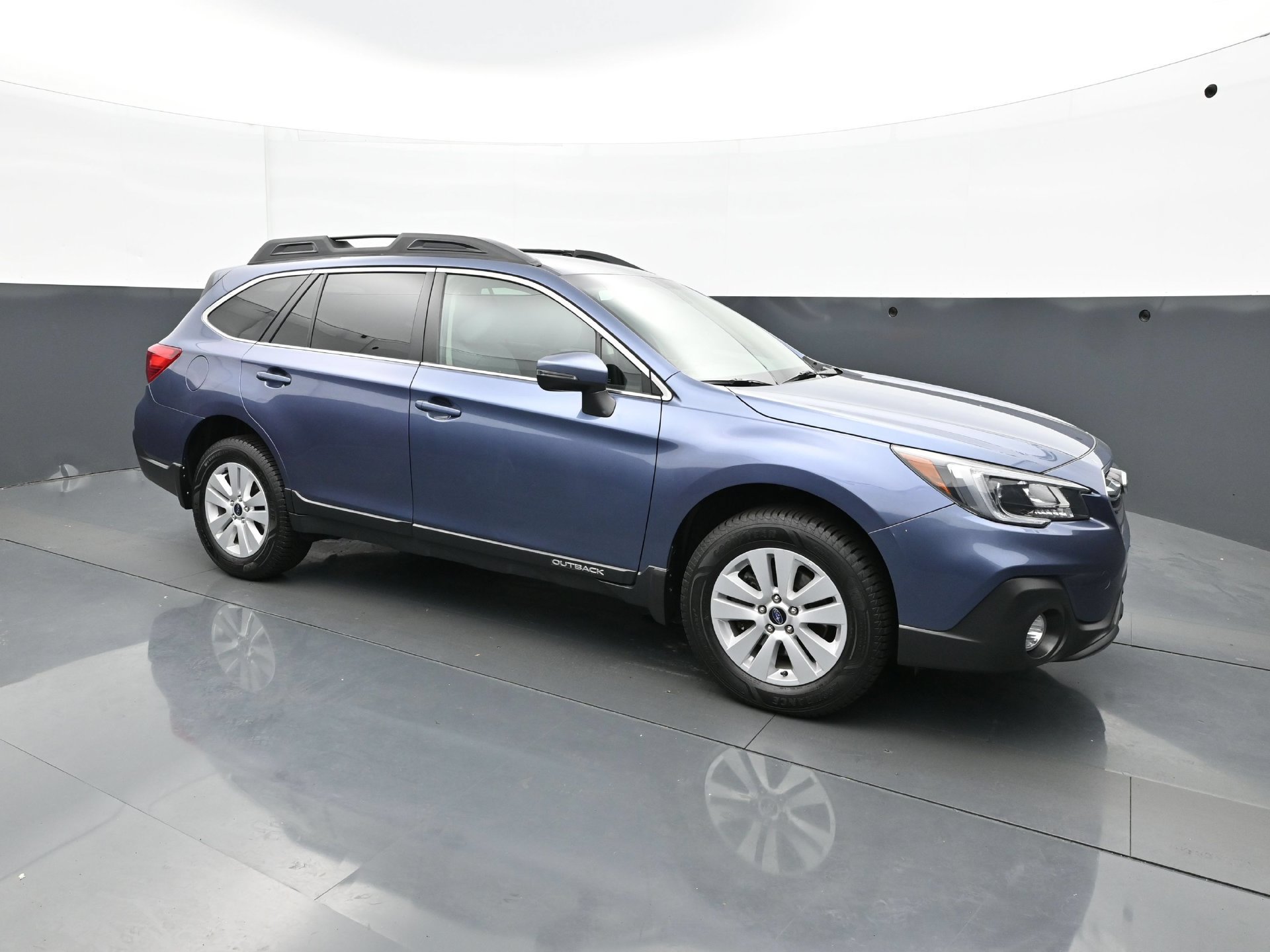 Used 2018 Subaru Outback 2.5i Premium AWD/4WD image 9