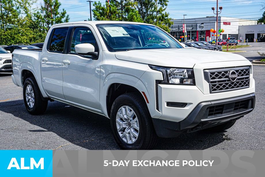Used 2023 Nissan Frontier SV image 4
