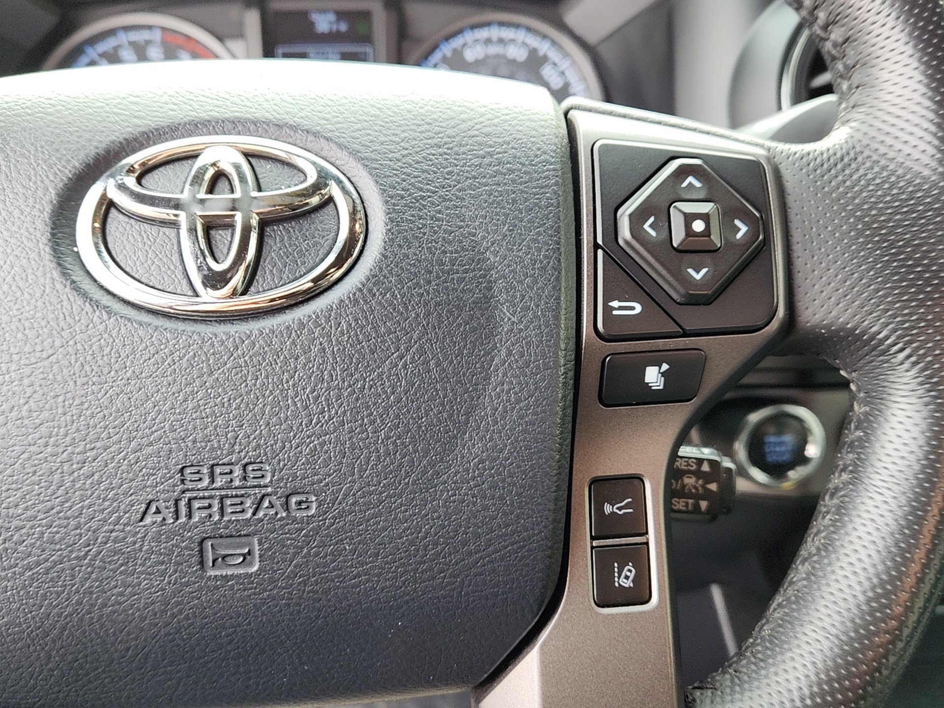 Used 2020 Toyota Tacoma TRD Sport image 18