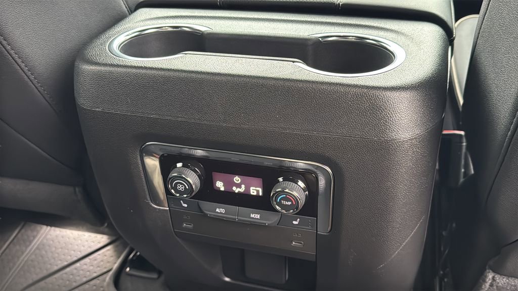 Used 2025 Chevrolet Tahoe Premier image 22