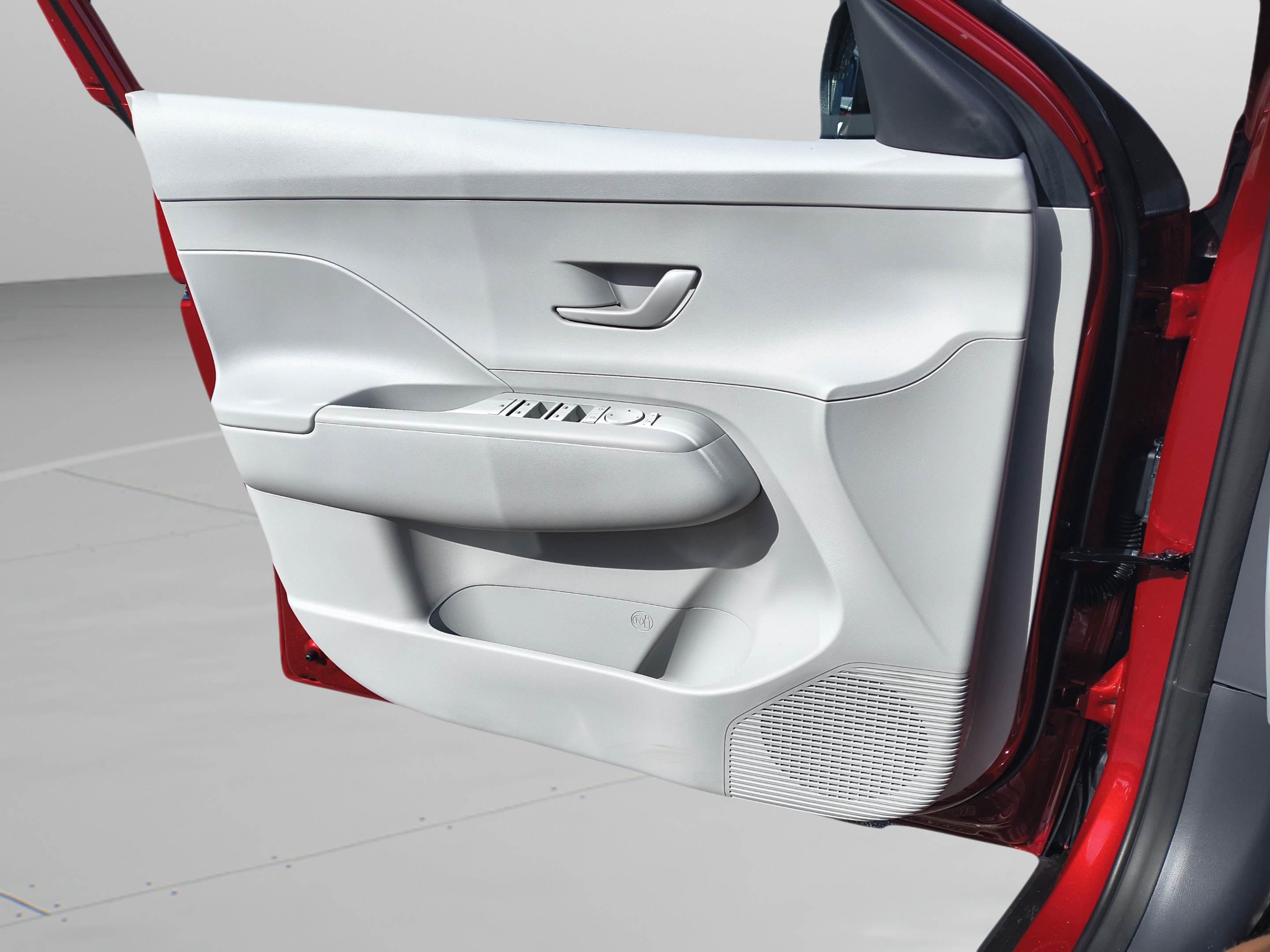 New 2027 Hyundai Kona SE FWD image 21