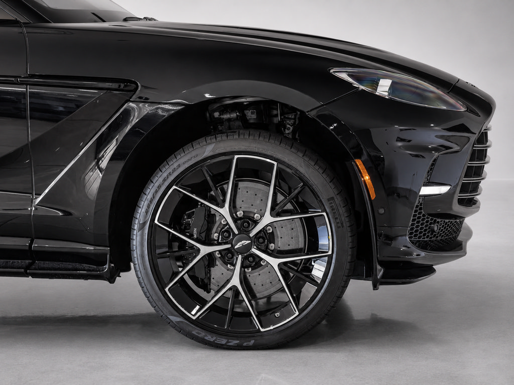 New 2026 Aston Martin DBX 707 AWD/4WD image 11