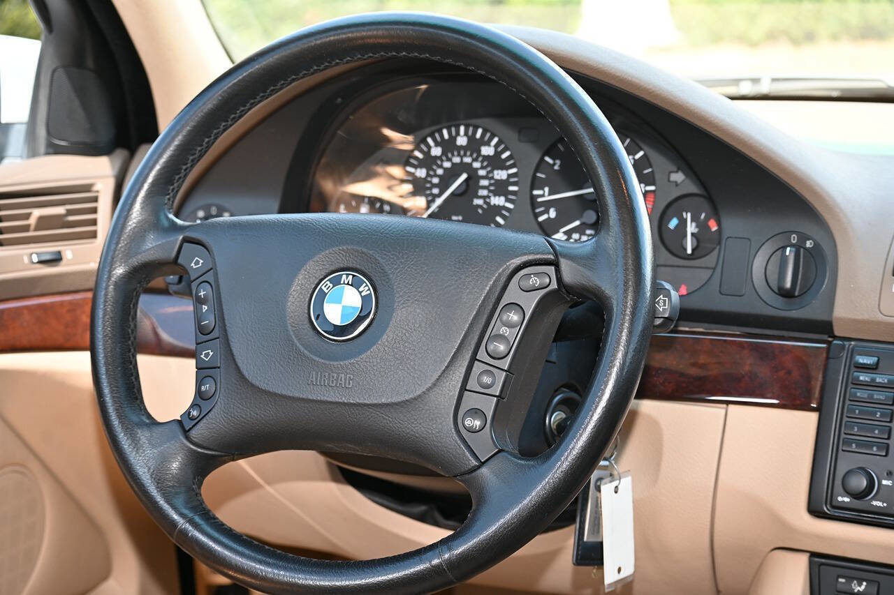 Used 2003 BMW 530i 530i 4dr Sedan RWD image 22