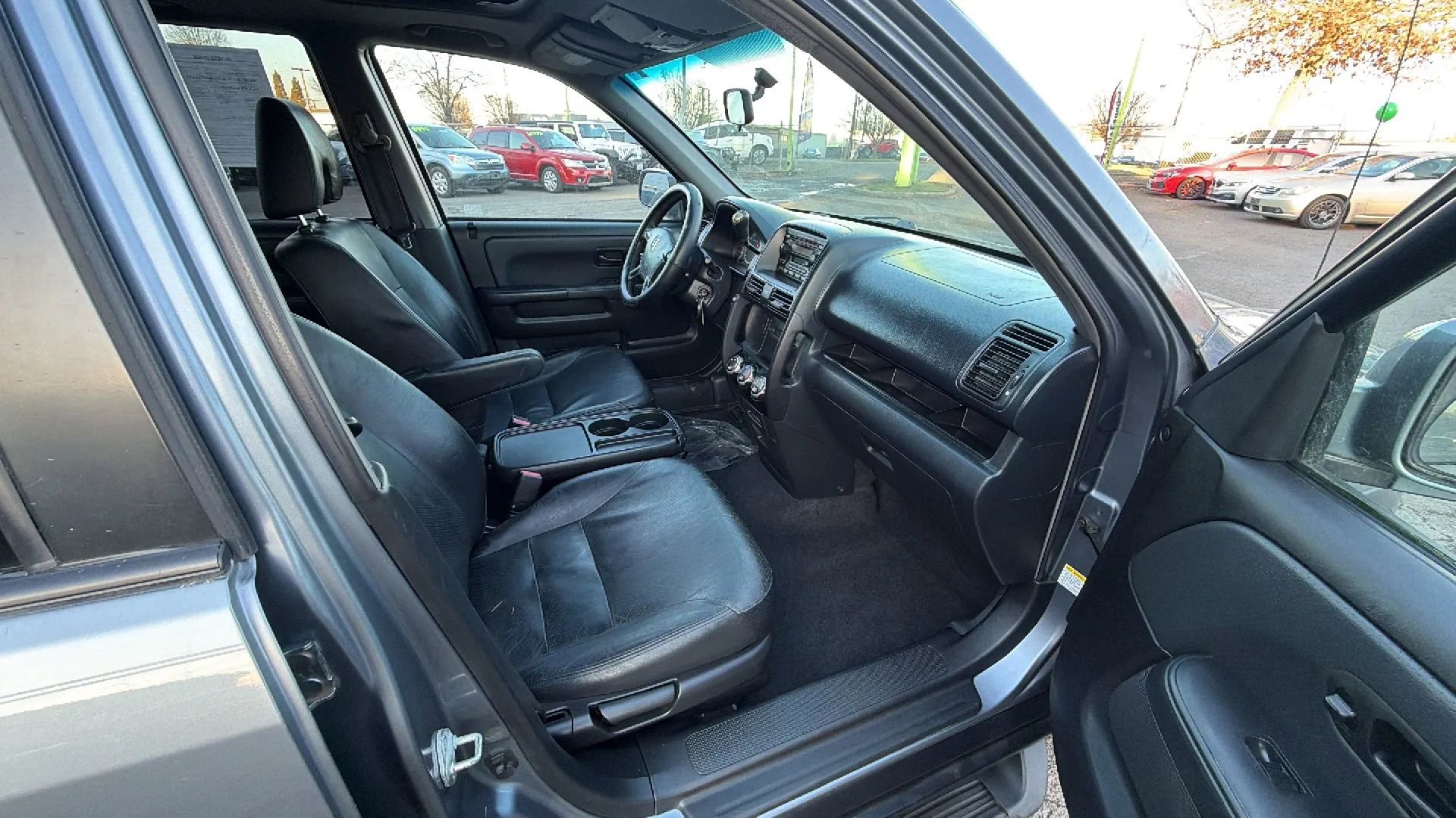 Used 2005 Honda CR-V EX image 16