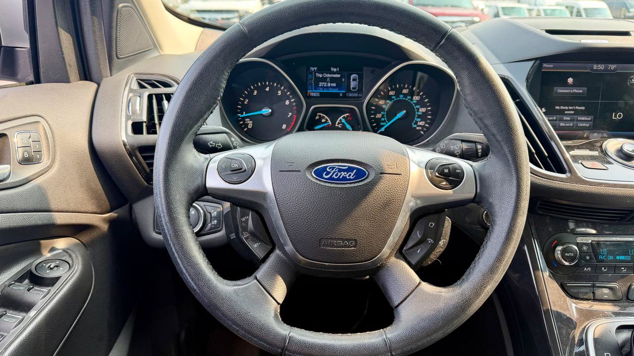 Used 2014 Ford Escape Titanium AWD/4WD image 19