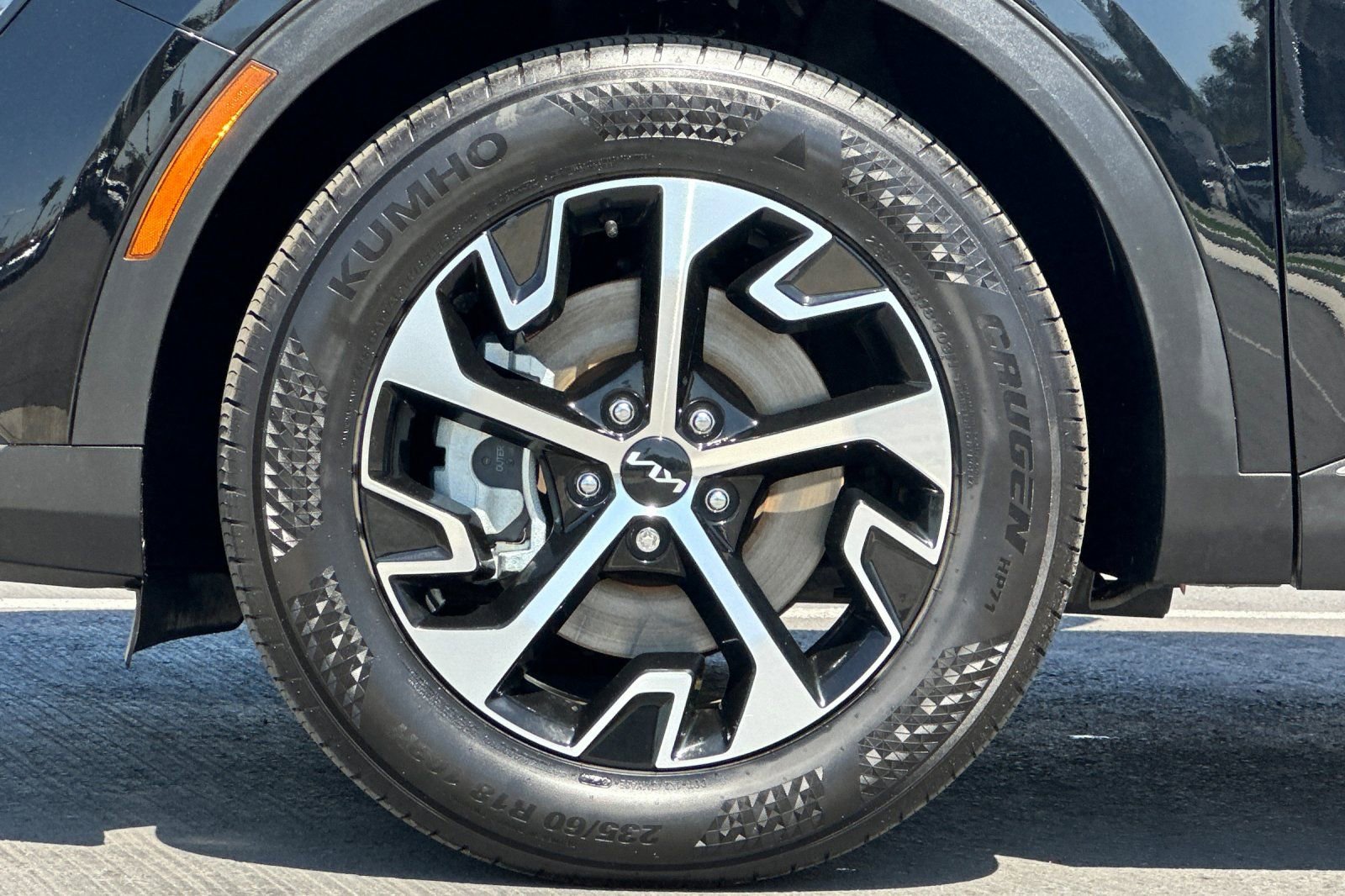 Used 2023 Kia Sportage EX FWD image 26