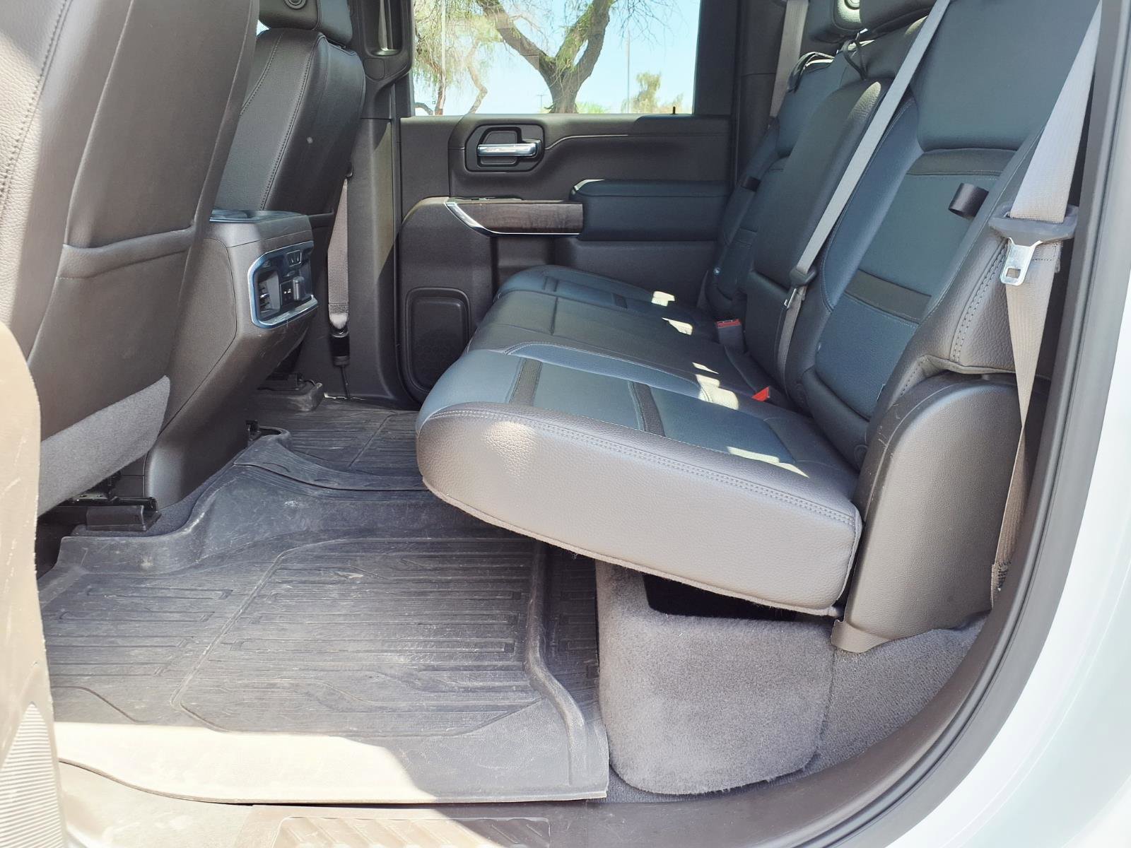 Used 2021 GMC Sierra 3500 Denali w/ Denali Ultimate Package image 20