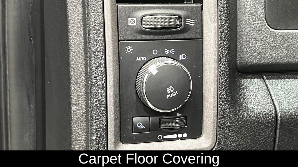 Used 2017 RAM 1500 Express image 19