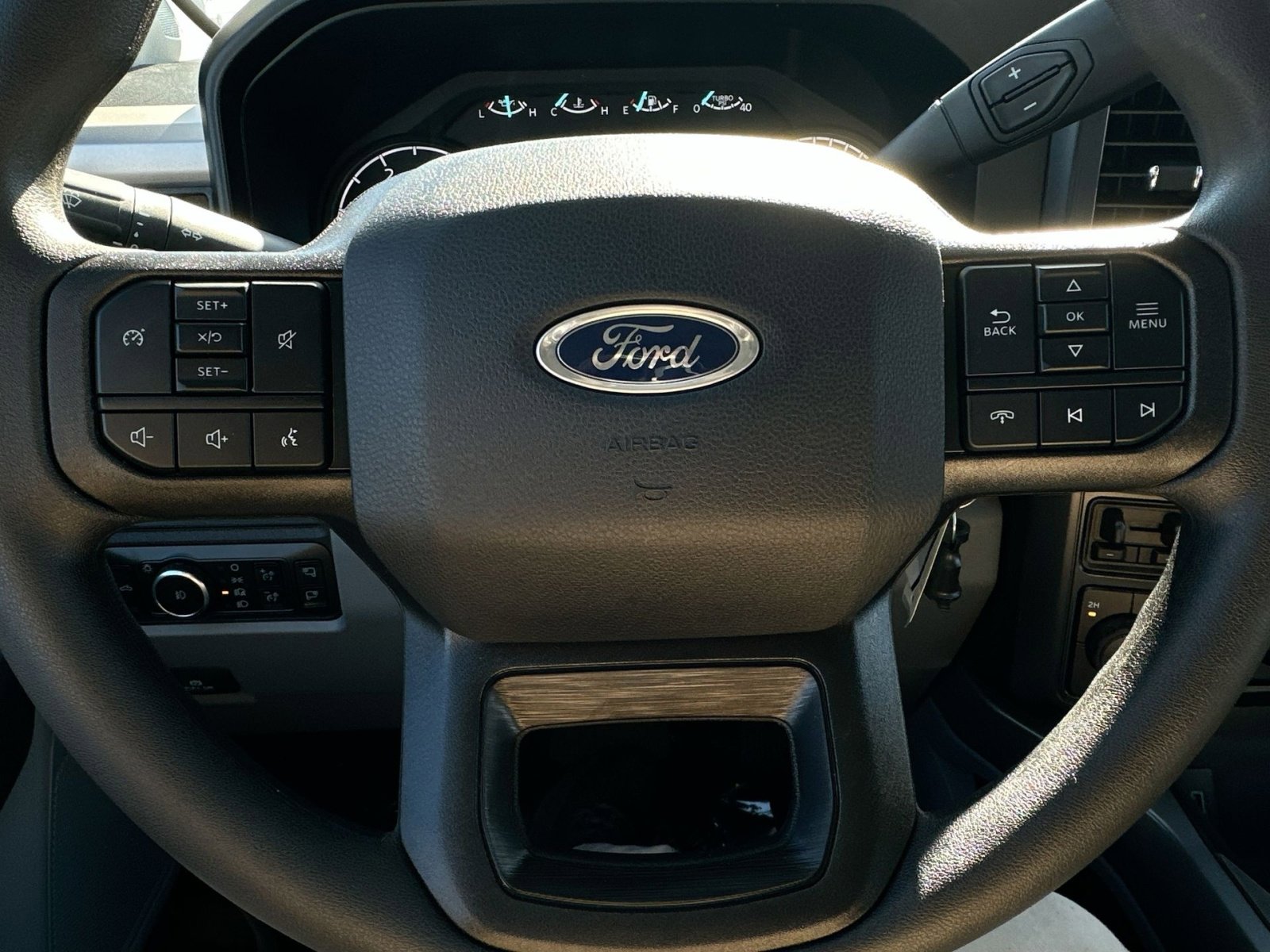 New 2026 Ford F450 XLT w/ 360-Degree Camera Package image 20