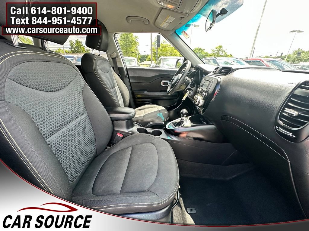 Used 2016 Kia Soul + FWD image 24