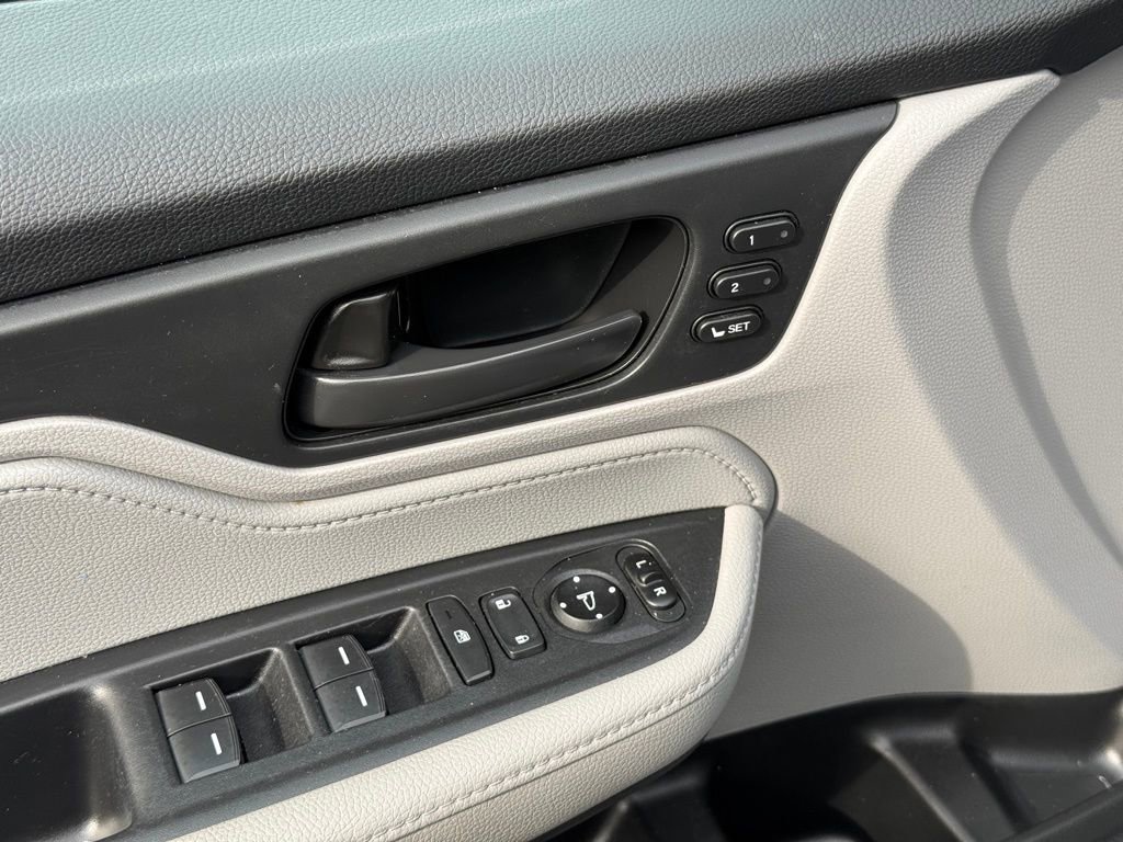Used 2019 Honda Odyssey EX-L image 10