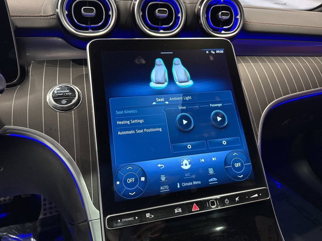 Used 2022 Mercedes-Benz C 300 4MATIC Sedan image 21