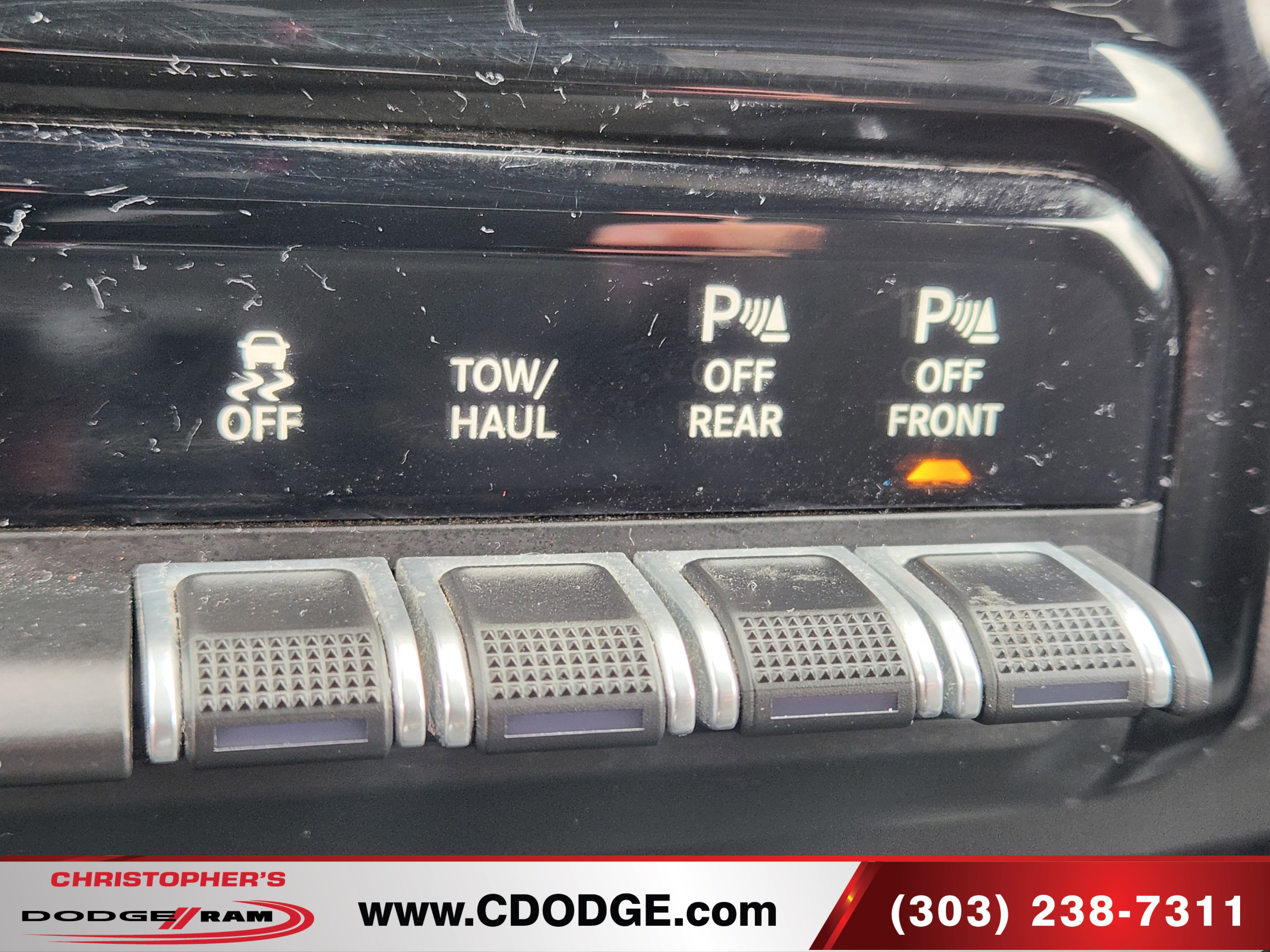 Used 2024 RAM 2500 Big Horn w/ Night Edition AWD/4WD image 27