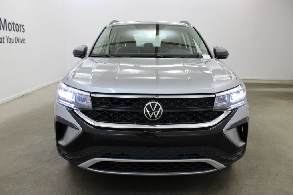 Used 2024 Volkswagen Taos S FWD image 7