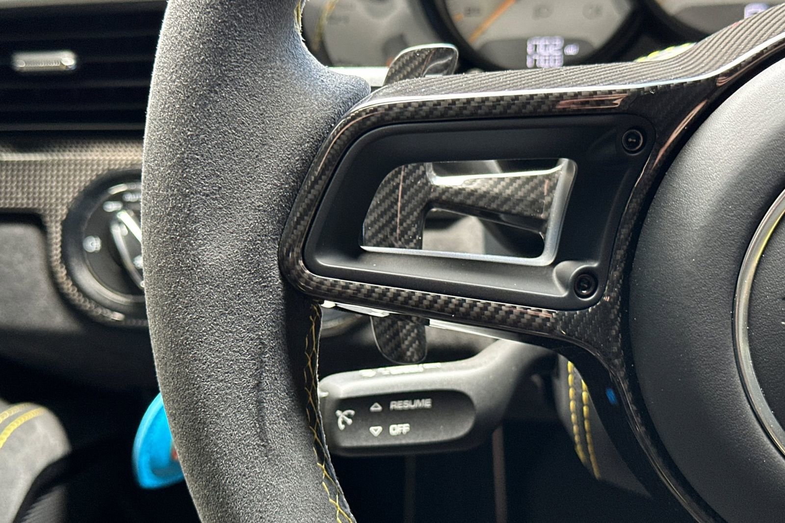 Certified 2018 Porsche 911 GT2 RS RWD image 28