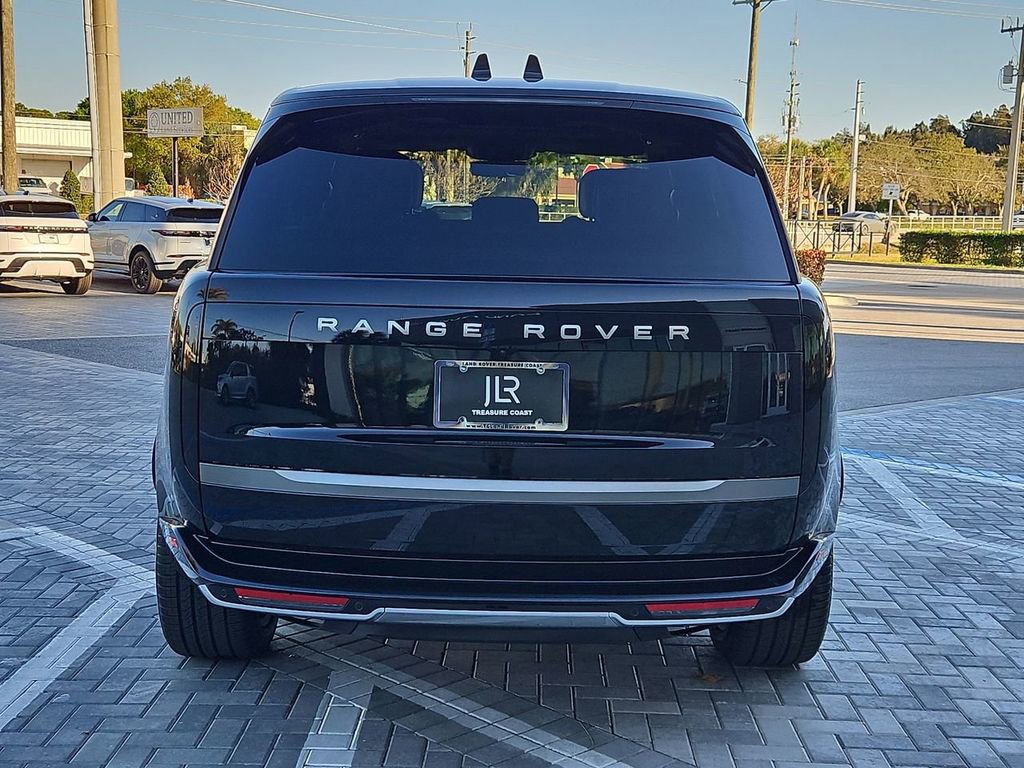 New 2026 Land Rover Range Rover SE image 4