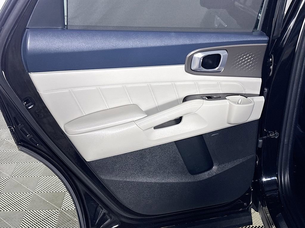 Certified 2023 Kia Sorento SX Prestige image 21