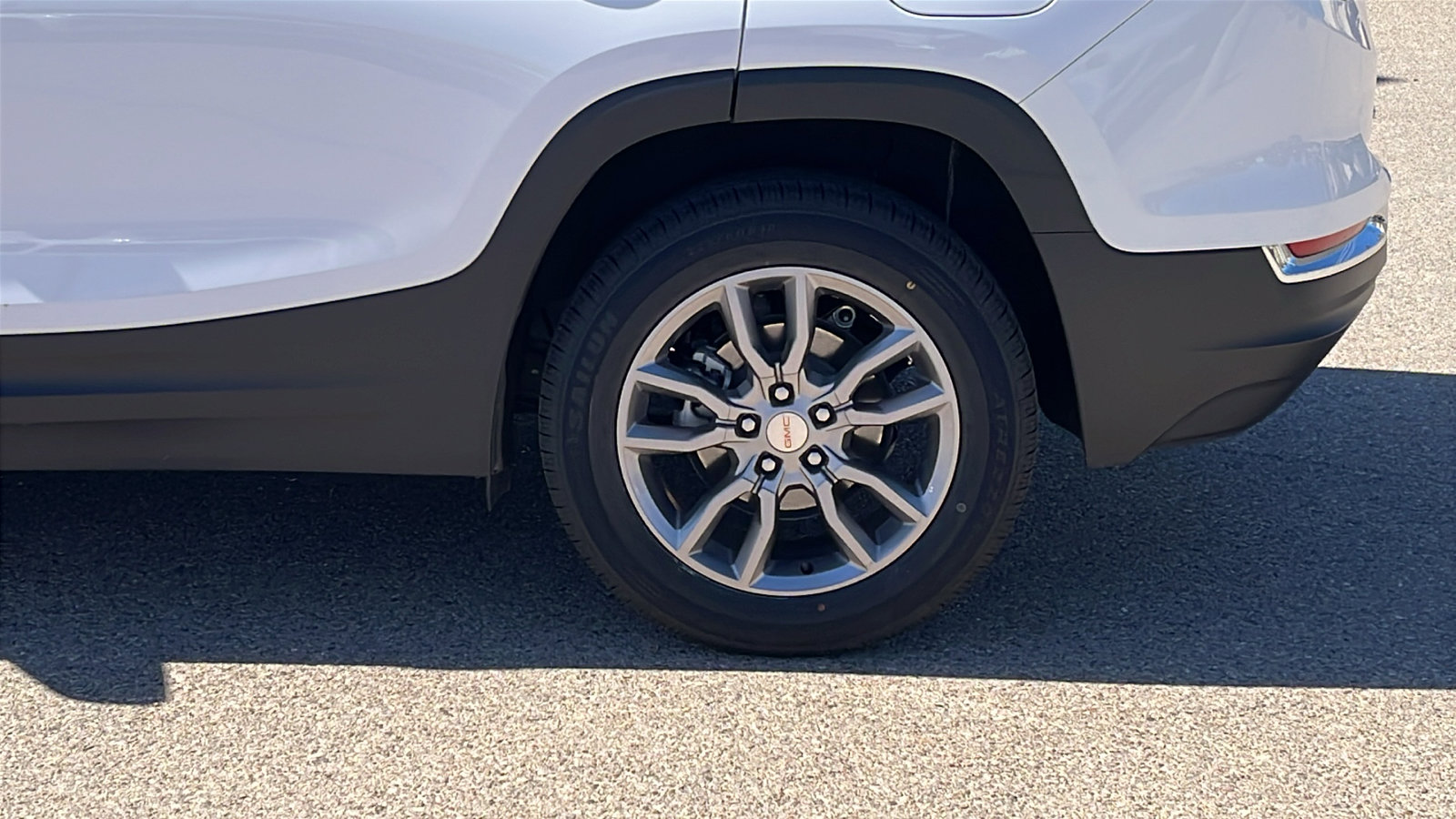 Certified 2024 GMC Terrain SLT image 5