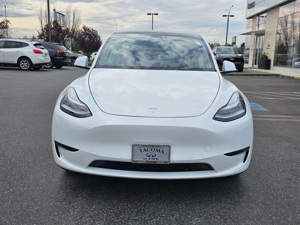 Used 2020 Tesla Model Y Long Range image 2