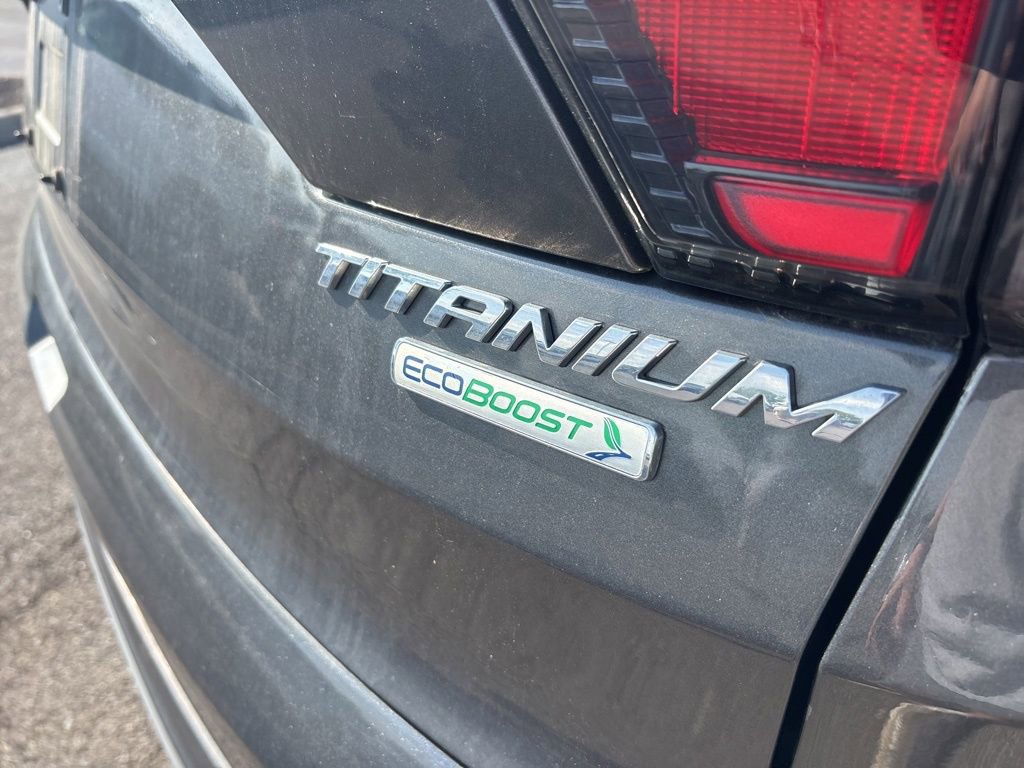 Used 2017 Ford Escape Titanium FWD image 4