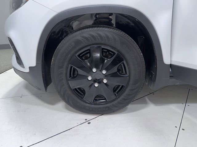 Used 2017 Chevrolet Trax LS w/ Fleet Convenience Package image 5