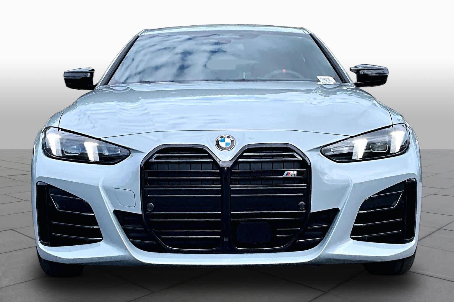 New 2026 BMW M440i w/ Premium Package RWD image 3