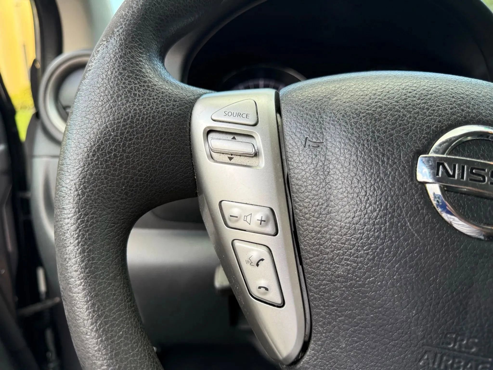 Used 2018 Nissan Versa SV FWD image 14