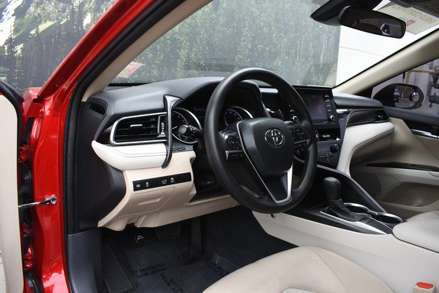 Certified 2023 Toyota Camry LE FWD image 14