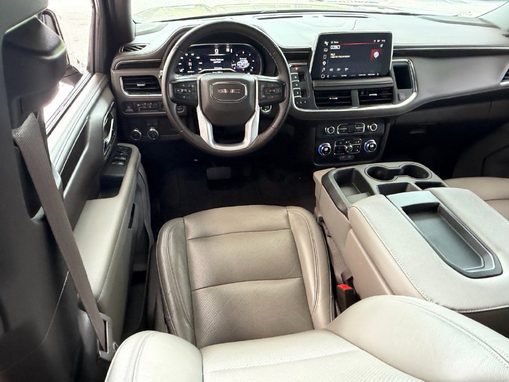Certified 2023 GMC Yukon XL SLE w/ Gmc Pro Safety Plus Package RWD image 13