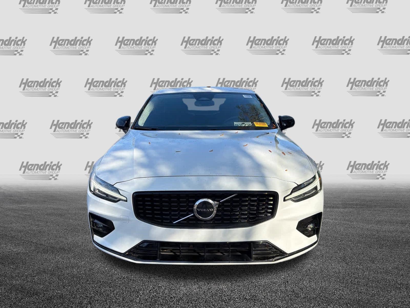 Certified 2024 Volvo S60 B5 Core image 5