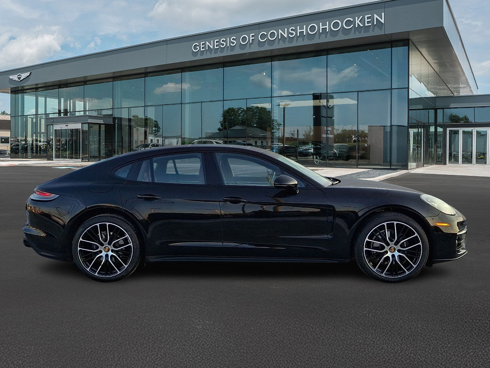 Used 2023 Porsche Panamera Platinum Edition RWD image 7