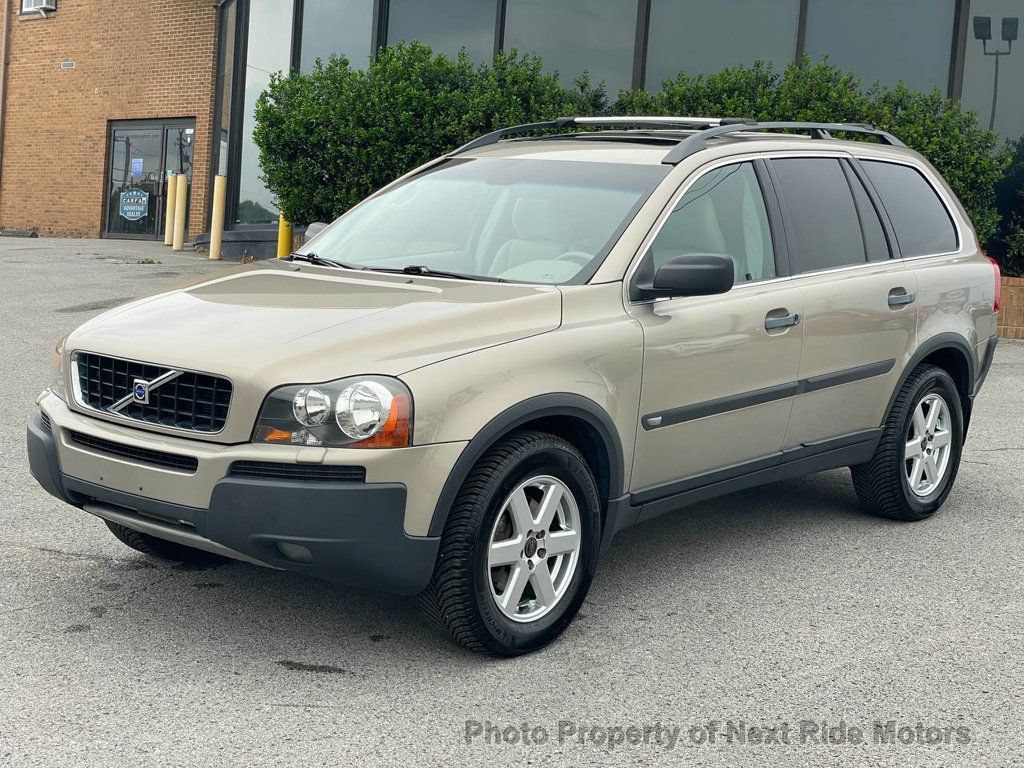 Used 2004 Volvo XC90 2.5T AWD/4WD image 3