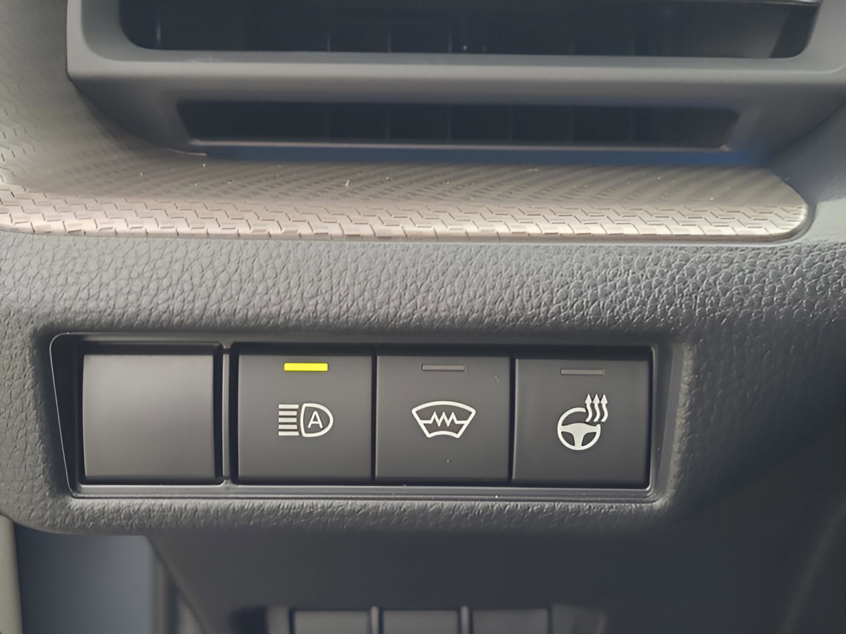 New 2026 Toyota Prius Limited FWD image 26