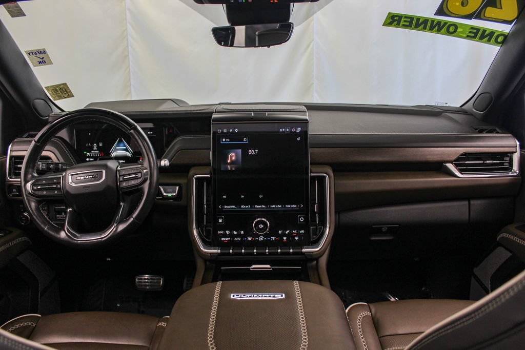 Used 2025 GMC Yukon XL Denali Ultimate AWD/4WD image 35