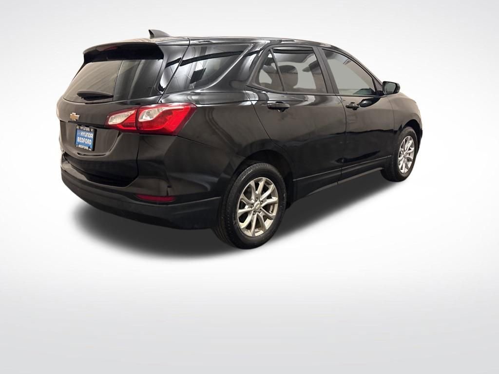 Used 2020 Chevrolet Equinox LS w/ LPO, Floor Liner Package image 5