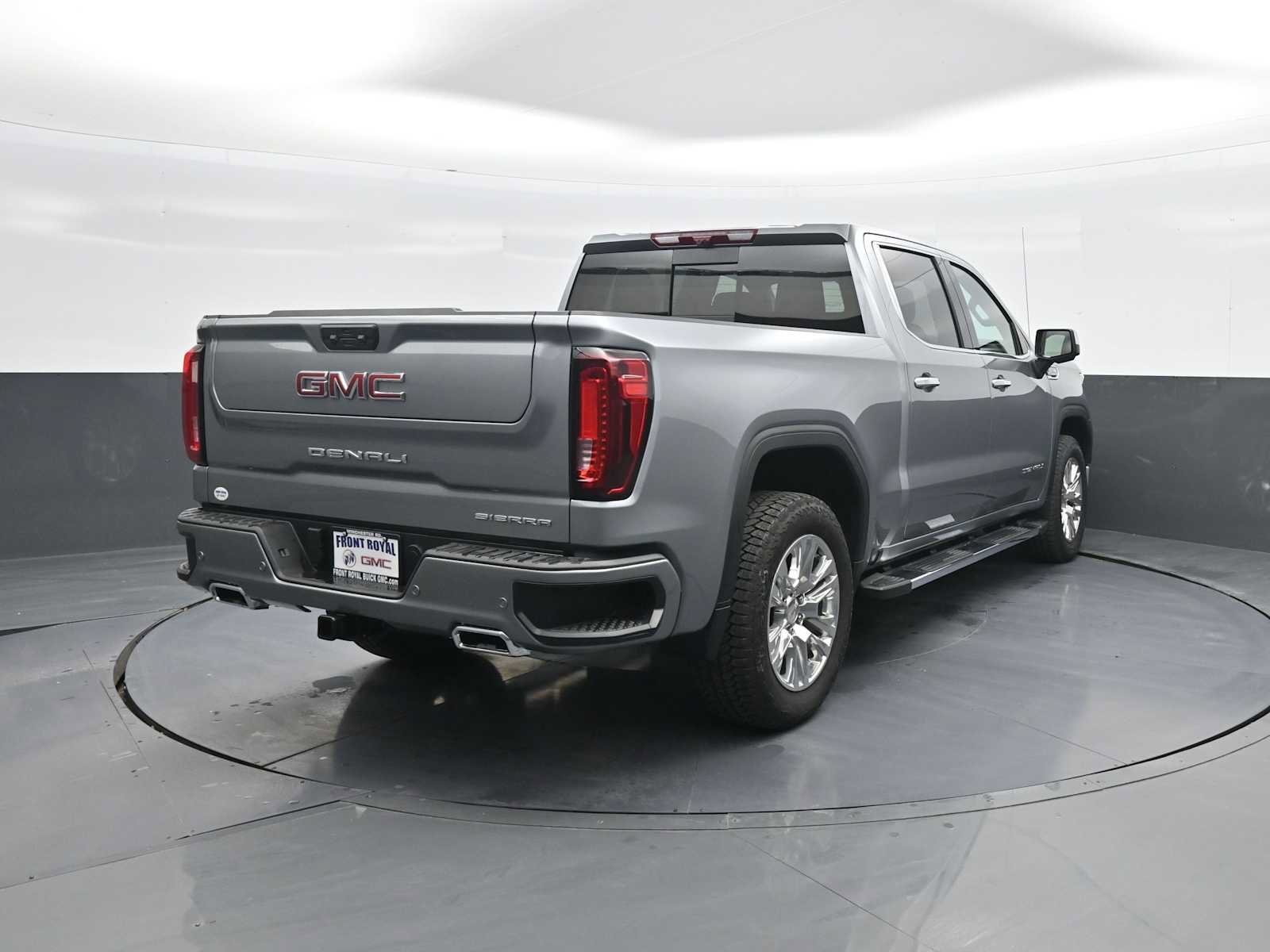 New 2026 GMC Sierra 1500 Denali w/ Technology Package AWD/4WD image 7