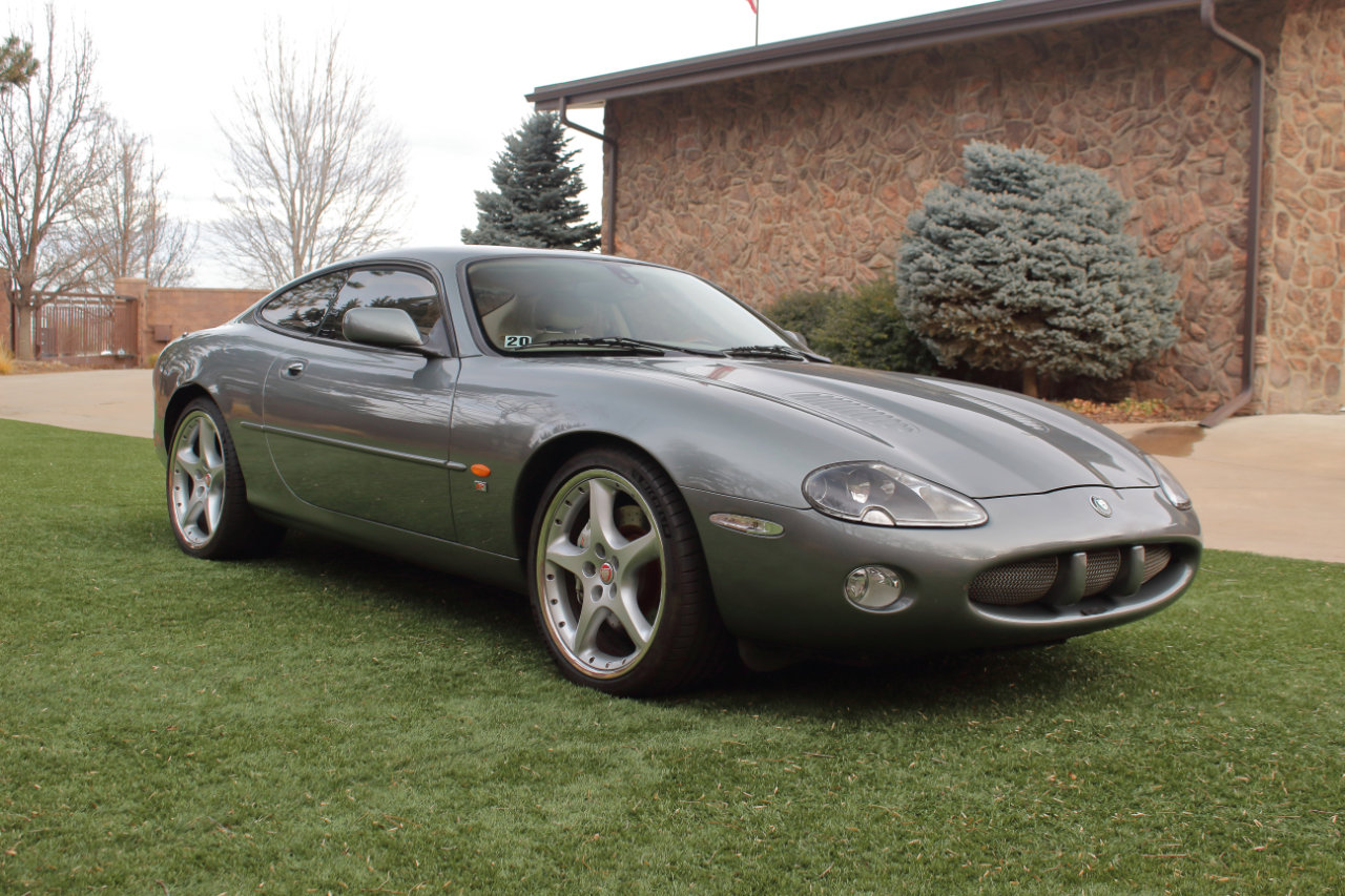 Used 2003 Jaguar XK8 Coupe image 9