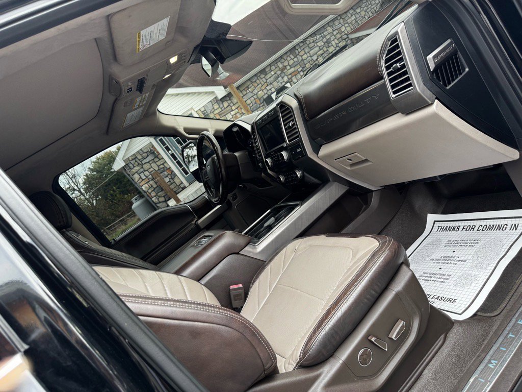 Used 2018 Ford F250 Limited image 32