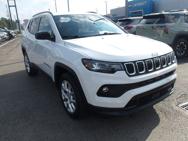 Used 2023 Jeep Compass Latitude w/ Sun and Sound Group