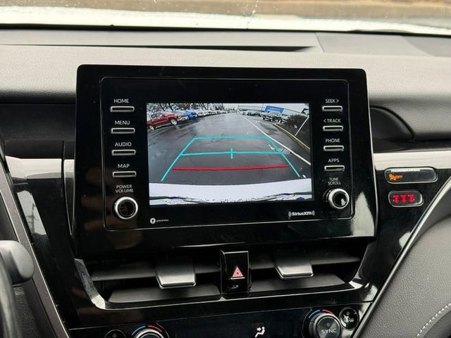 Used 2024 Toyota Camry SE image 20