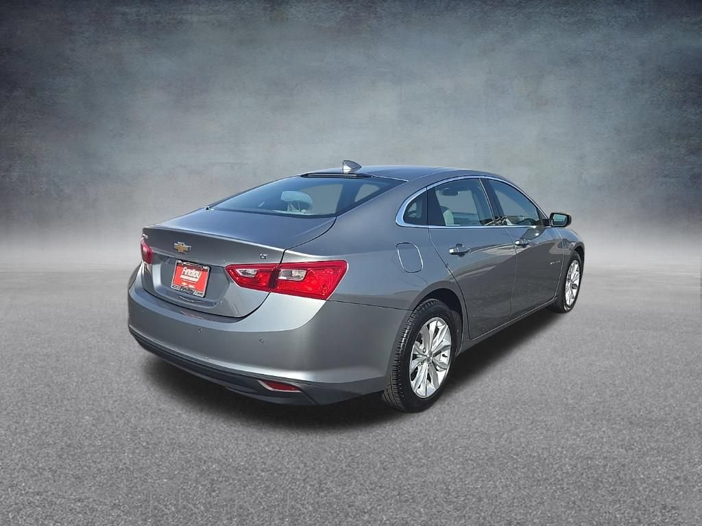 Used 2024 Chevrolet Malibu LT FWD image 3