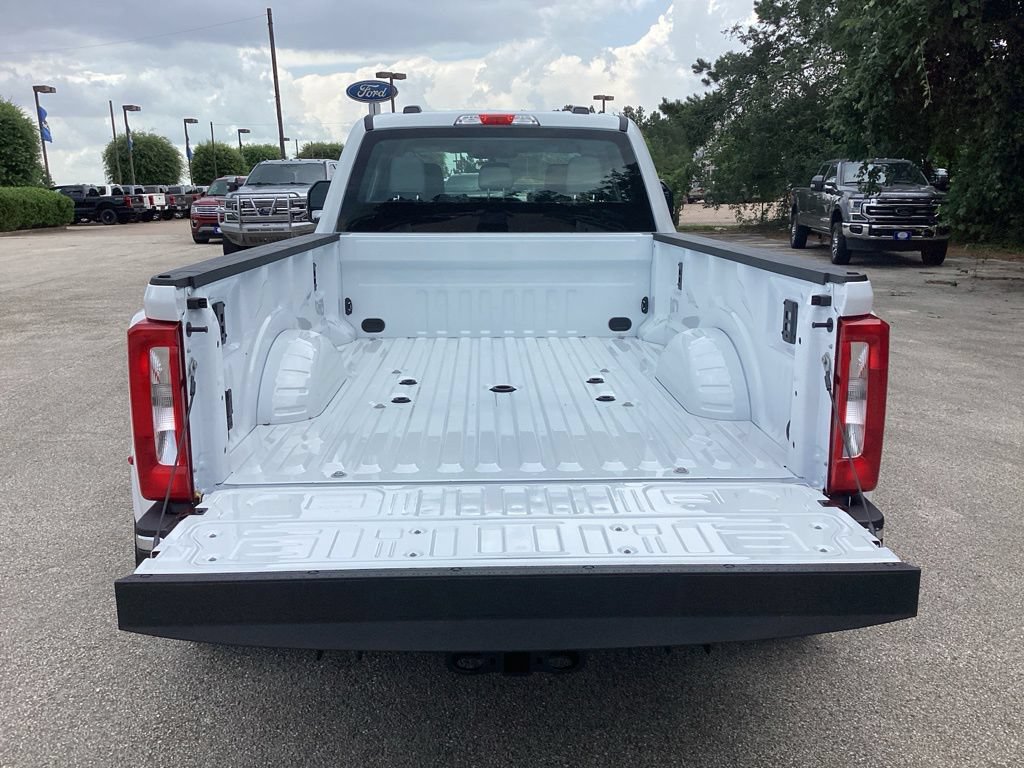 New 2026 Ford F350 XL AWD/4WD image 9