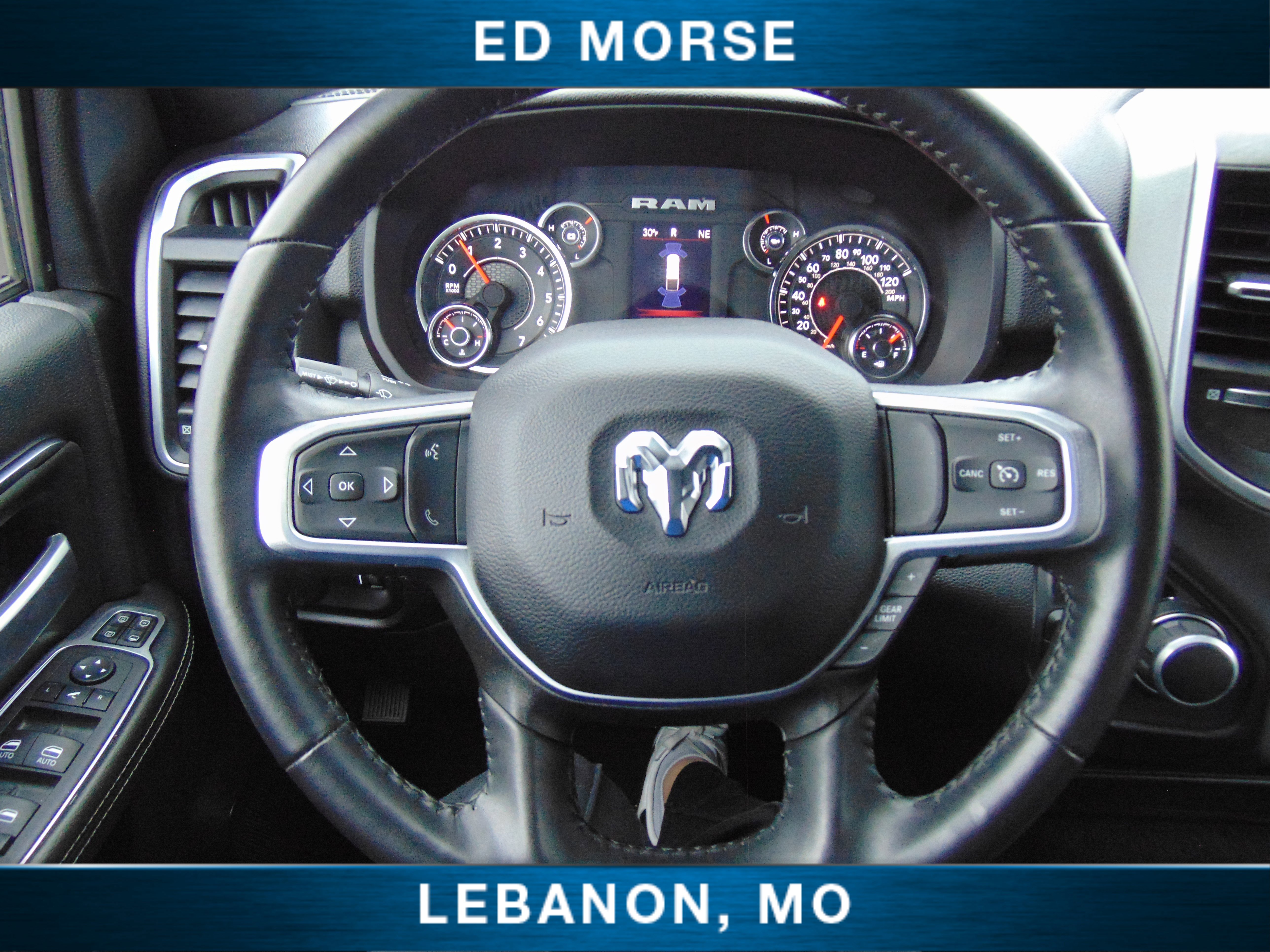 Used 2024 RAM 2500 Big Horn w/ Sport Appearance Package image 30