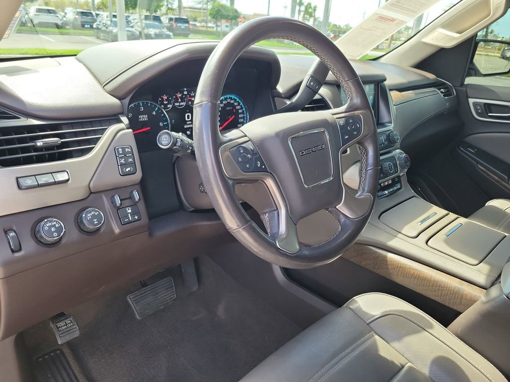 Used 2019 GMC Yukon Denali w/ Denali Ultimate Package image 22