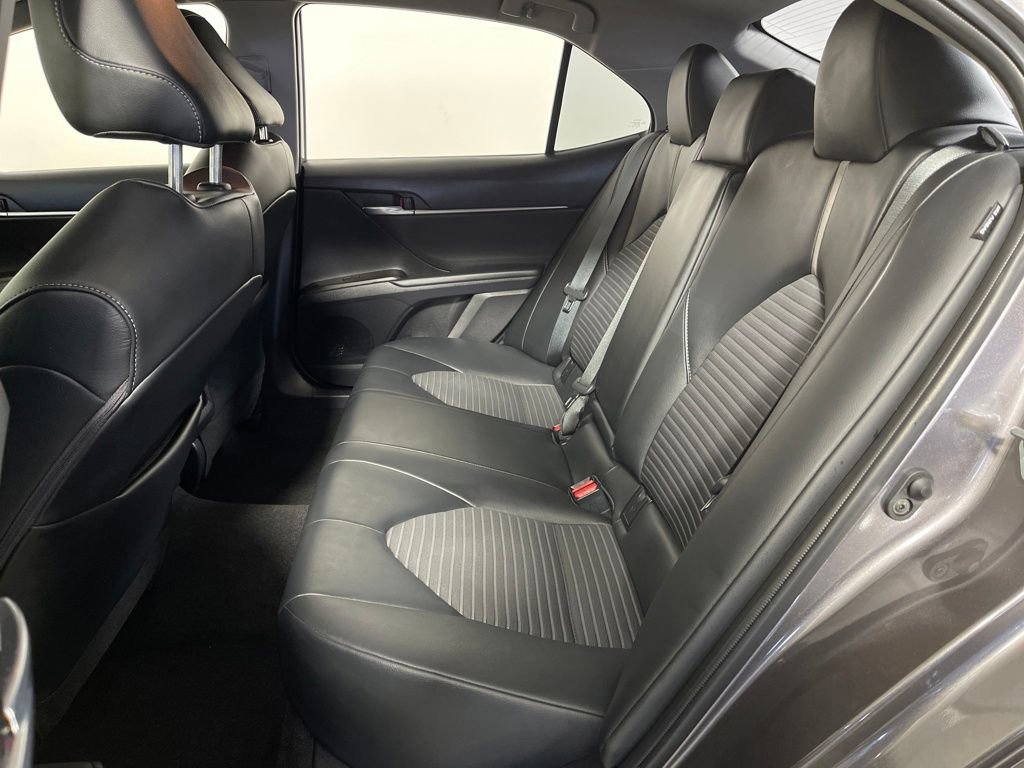 Used 2023 Toyota Camry SE image 13