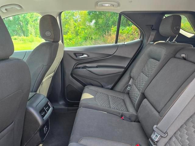 Used 2019 Chevrolet Equinox LT AWD/4WD image 13
