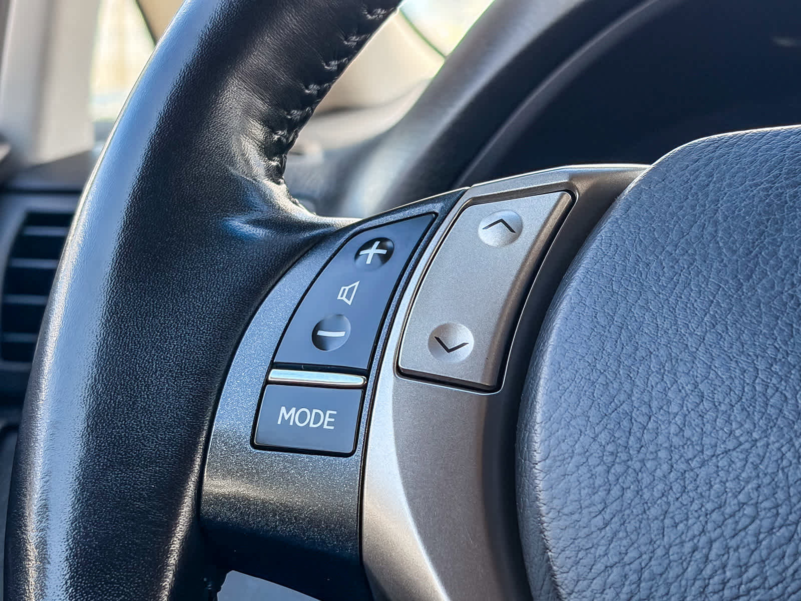 Used 2015 Lexus RX 350 AWD w/ Luxury Package image 16