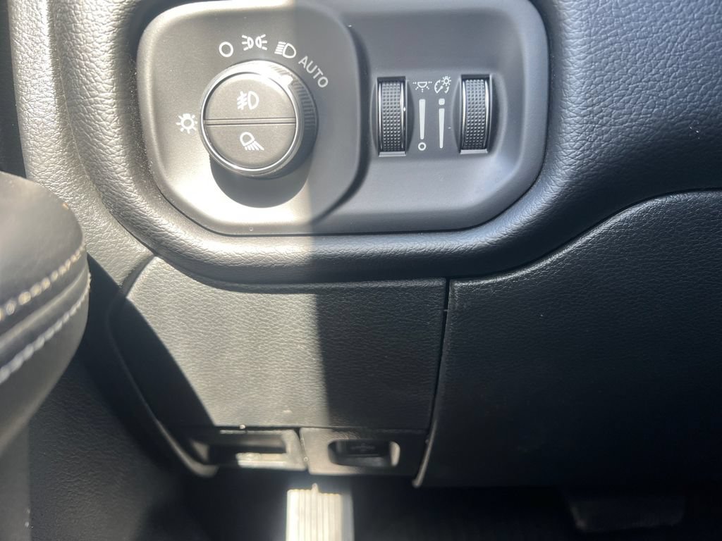 New 2026 RAM 3500 Laramie w/ Night Edition AWD/4WD image 25