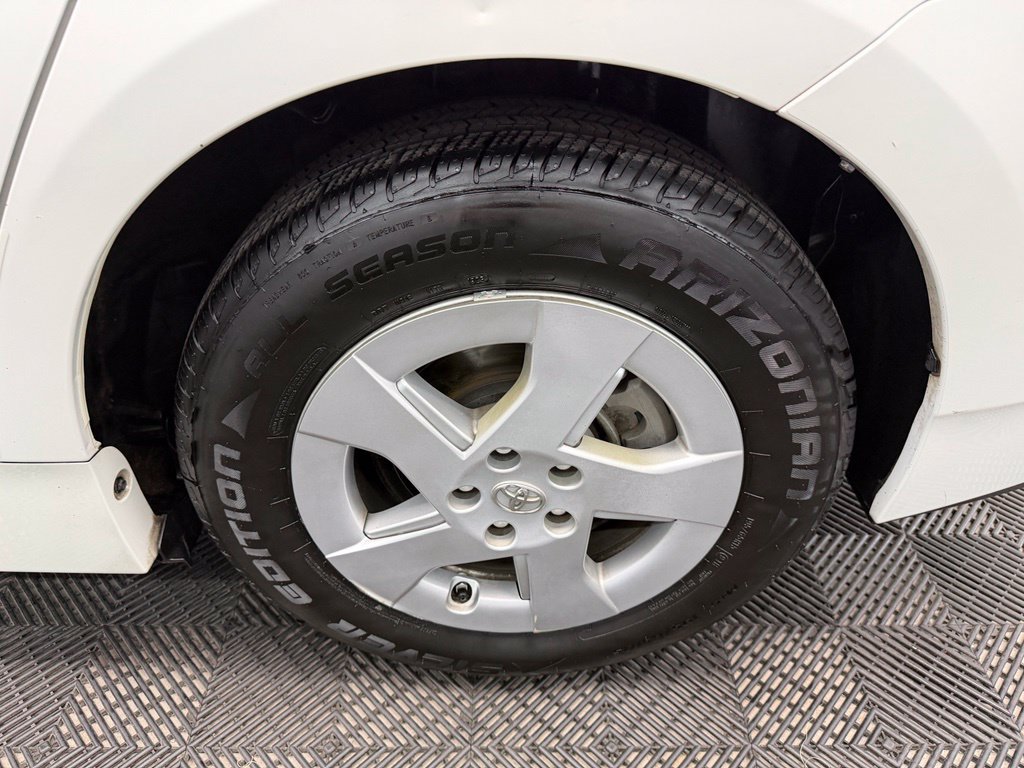 Used 2011 Toyota Prius Four w/ Navigation Pkg FWD image 20